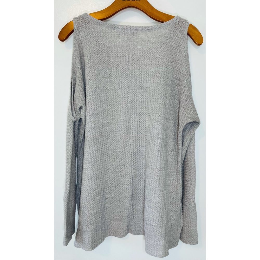 Signify Grey Knit Cold Shoulder Top - Picture 6 of 12